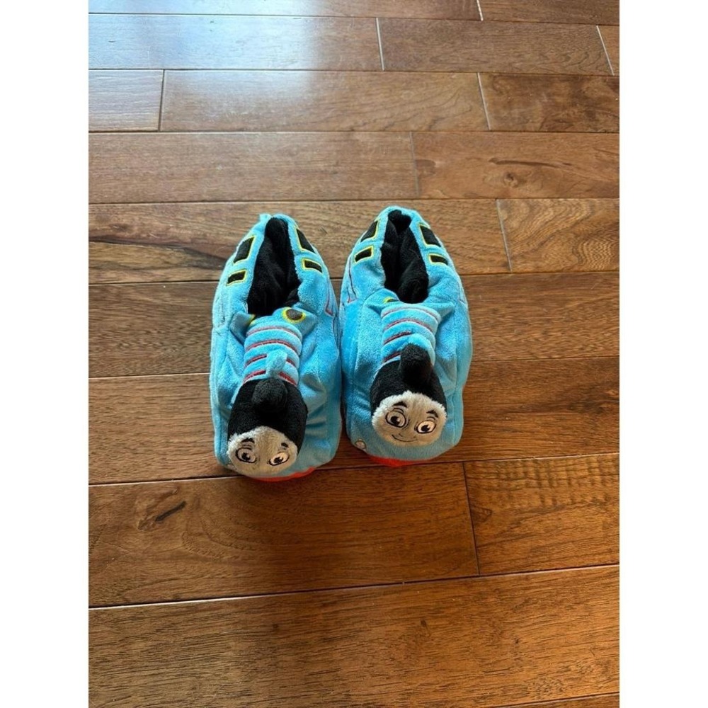 Thomas & Friends Train Slippers Large 7/8